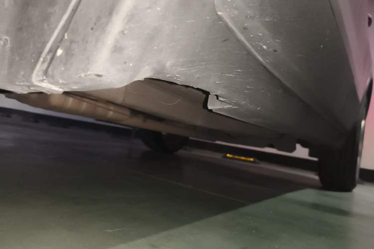Used Buick Encore 2015 1.4T Automatic Two-Wheel Drive Urban Leading Model Chassis Rear Left