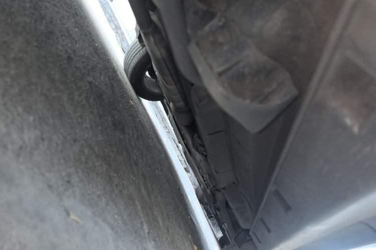 Used Buick Encore 2015 1.4T Automatic Two-Wheel Drive Urban Elite Version Chassis Rear Right