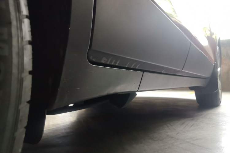 Used Buick Encore 2015 1.4T Automatic Two-Wheel Drive Urban Elite Version Chassis Rear Right