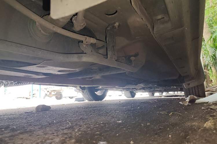 Used Buick Encore 2015 1.4T Automatic Two-Wheel Drive Urban Elite Version Chassis Rear Right