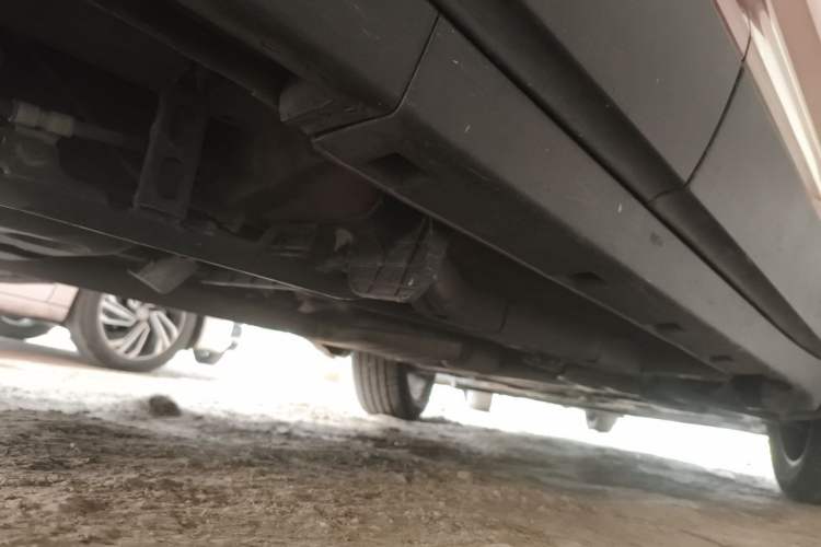 Used Buick Encore 2015 1.4T Automatic Two-Wheel Drive Urban Elite Version Chassis Rear Right