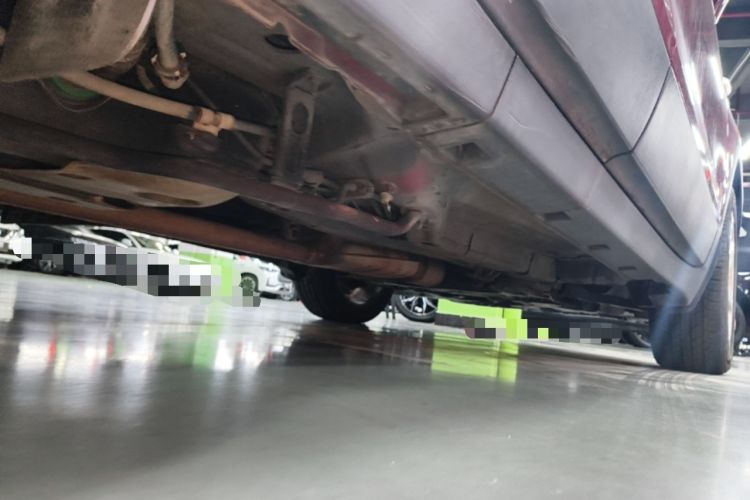 Used Buick Encore 2015 1.4T Automatic Two-Wheel Drive Urban Elite Version Chassis Rear Right