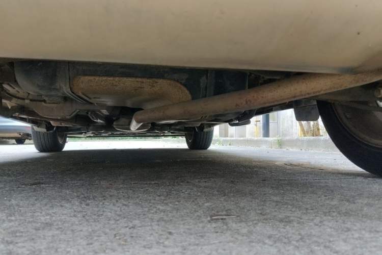Used Buick Encore 2015 1.4T Automatic Two-Wheel Drive Urban Elite Version Chassis Rear