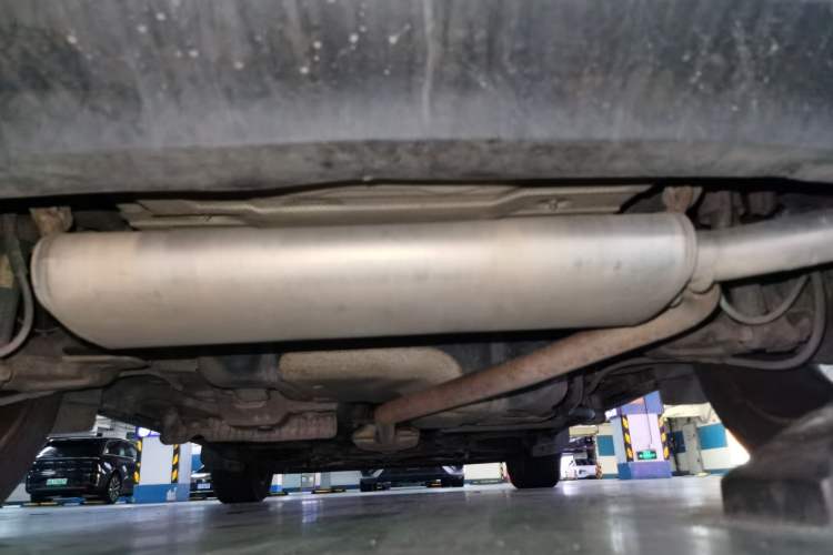Used Buick Encore 2015 1.4T Automatic Two-Wheel Drive Urban Elite Version Chassis Rear