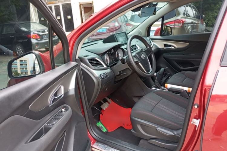 Used Buick Encore 2015 1.4T Automatic Two-Wheel Drive Urban Elite Version Driver Seat