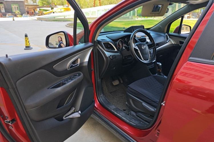 Used Buick Encore 2015 1.4T Automatic Two-Wheel Drive Urban Elite Version Driver Seat
