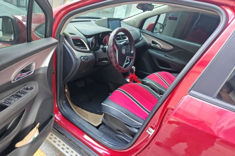 Used Buick Encore 2015 1.4T Automatic Two-Wheel Drive Urban Elite Version Driver Seat