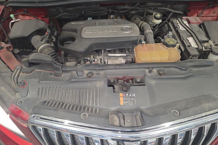 Used Buick Encore 2015 1.4T Automatic Two-Wheel Drive Urban Elite Version Engine Bay