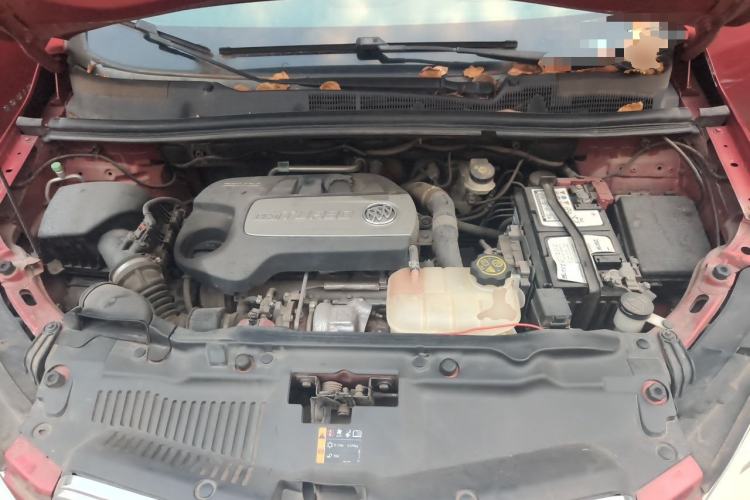 Used Buick Encore 2015 1.4T Automatic Two-Wheel Drive Urban Elite Version Engine Bay