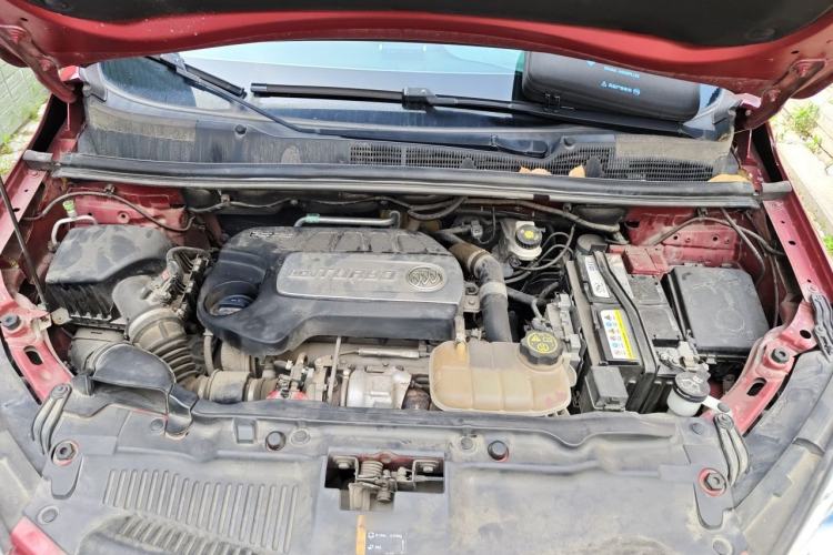 Used Buick Encore 2015 1.4T Automatic Two-Wheel Drive Urban Elite Version Engine Bay