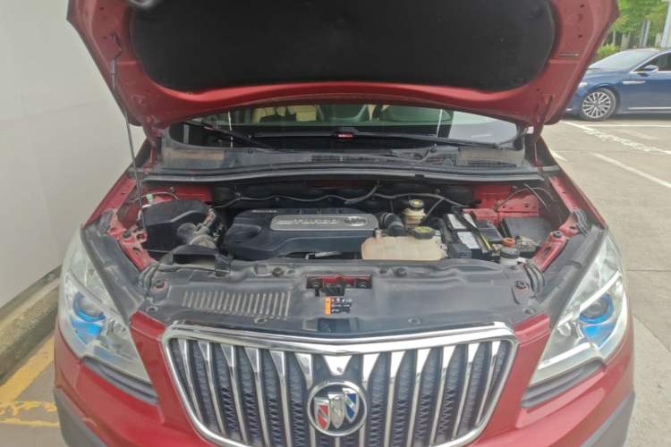 Used Buick Encore 2015 1.4T Automatic Two-Wheel Drive Urban Elite Version Engine Bay