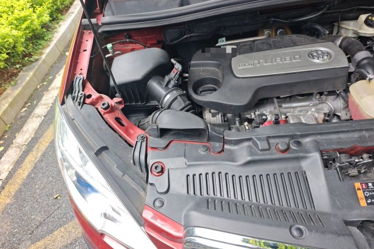 Used Buick Encore 2015 1.4T Automatic Two-Wheel Drive Urban Leading Model Engine Bay Right