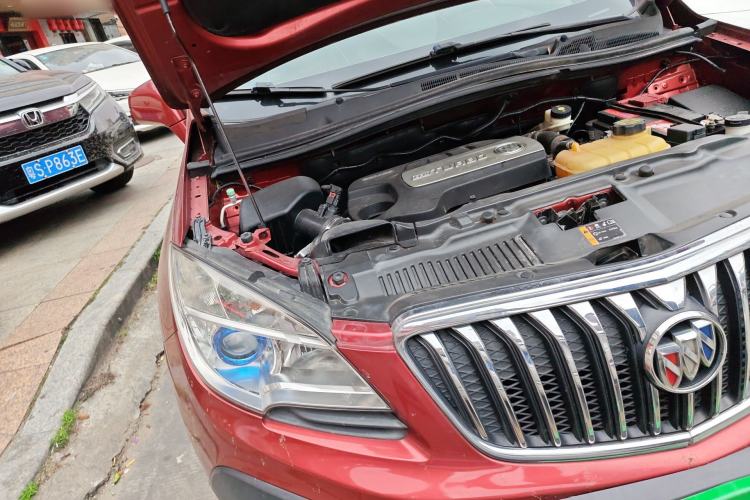 Used Buick Encore 2015 1.4T Automatic Two-Wheel Drive Urban Elite Version Engine Bay Right