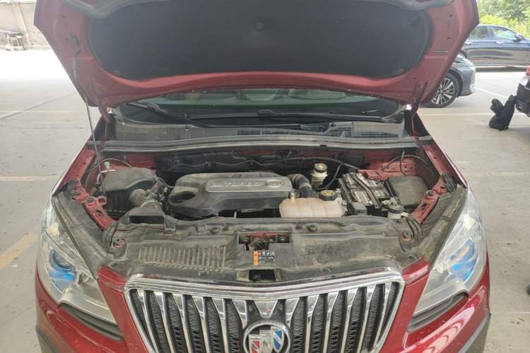 Used Buick Encore 2015 1.4T Automatic Two-Wheel Drive Urban Elite Version Engine Bay