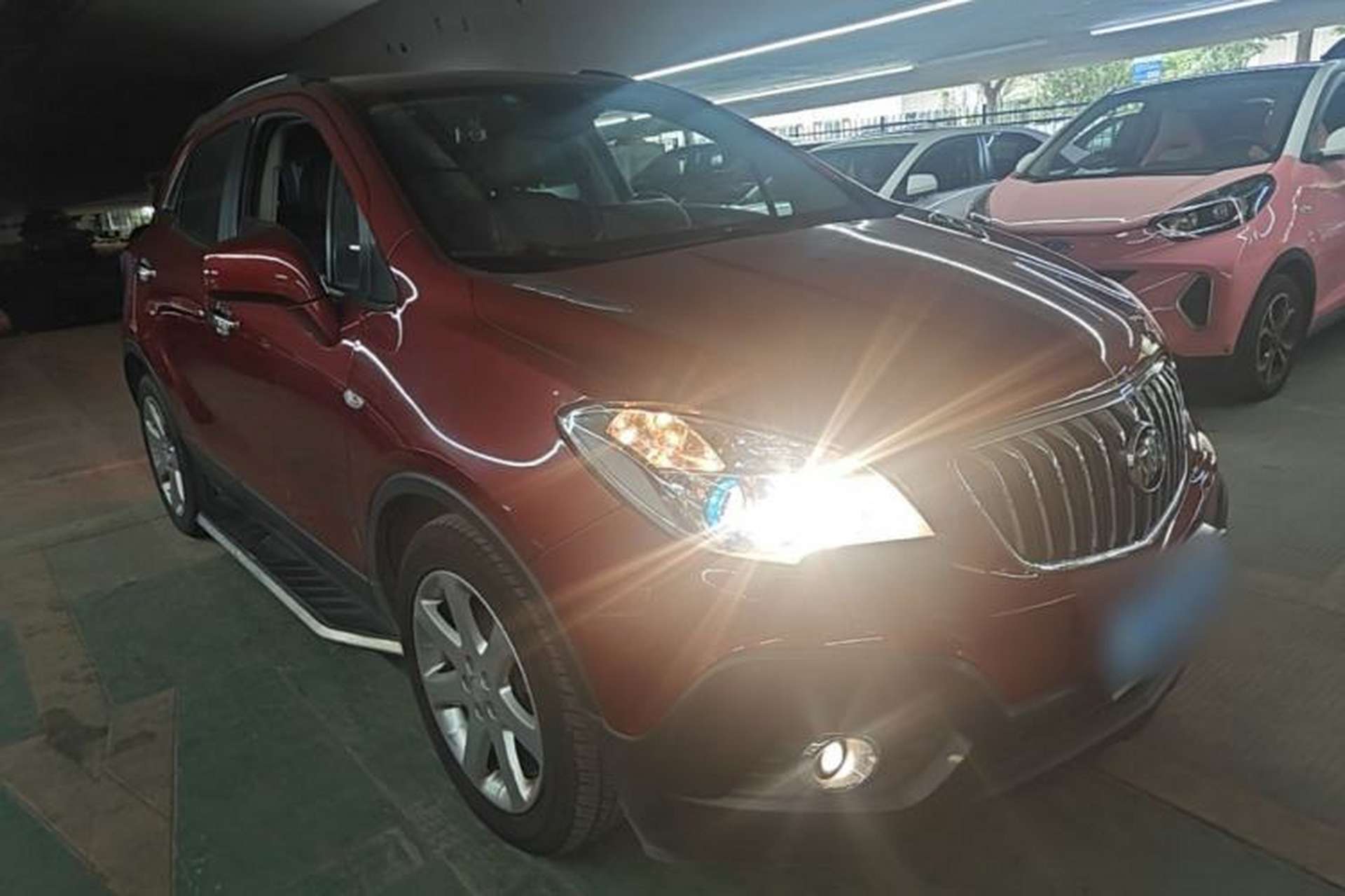 Used Buick Encore 2015 1.4T Automatic Two-Wheel Drive Urban Elite Version Front Right 45 Deg