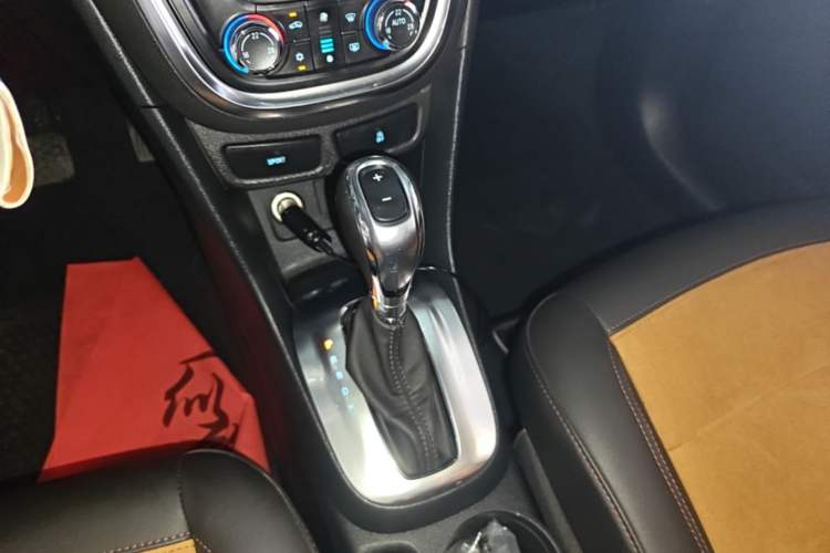 Used Buick Encore 2015 1.4T Automatic Two-Wheel Drive Urban Leading Model Gear Lever