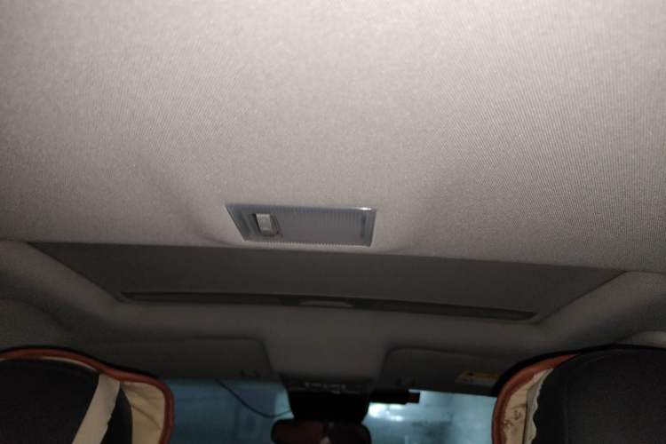 Used Buick Encore 2015 1.4T Automatic Two-Wheel Drive Urban Leading Model Headliner