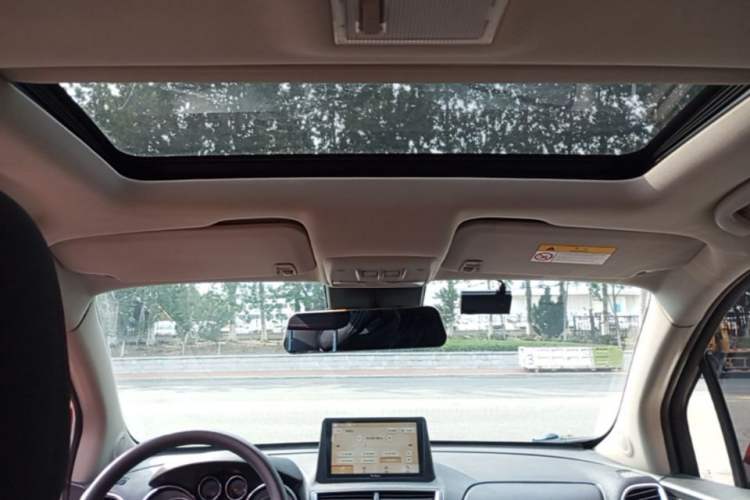 Used Buick Encore 2015 1.4T Automatic Two-Wheel Drive Urban Elite Version Headliner