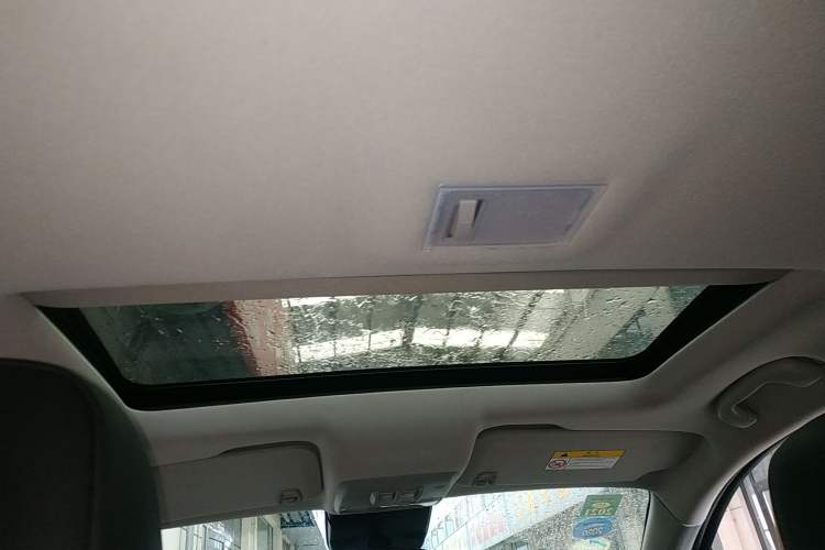 Used Buick Encore 2015 1.4T Automatic Two-Wheel Drive Urban Leading Model Headliner