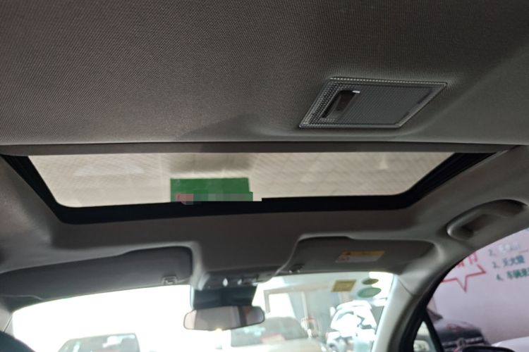 Used Buick Encore 2015 1.4T Automatic Two-Wheel Drive Urban Elite Version Headliner