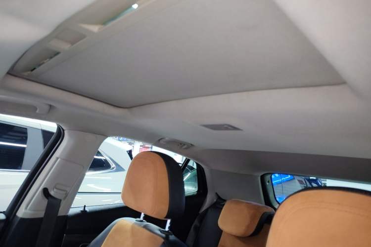 Used Buick Encore 2015 1.4T Automatic Two-Wheel Drive Urban Leading Model Headliner