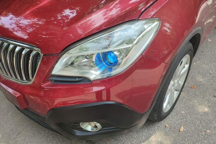 Used Buick Encore 2015 1.4T Automatic Two-Wheel Drive Urban Elite Version Left Front Headlight