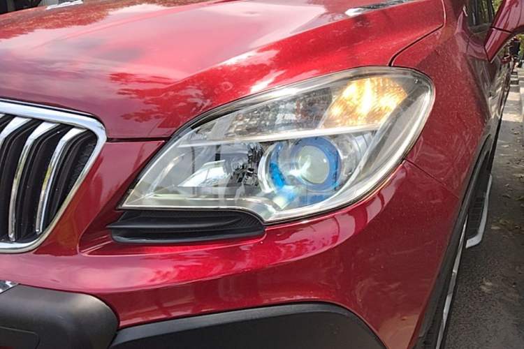 Used Buick Encore 2015 1.4T Automatic Two-Wheel Drive Urban Elite Version Left Front Headlight