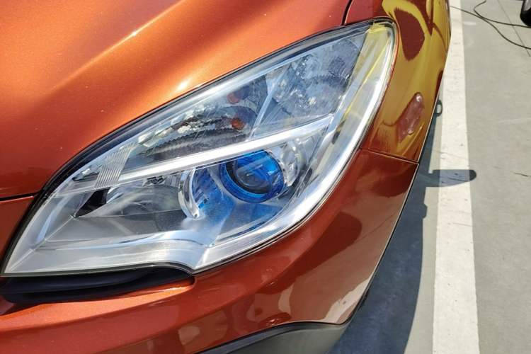Used Buick Encore 2015 1.4T Automatic Two-Wheel Drive Urban Elite Version Left Front Headlight