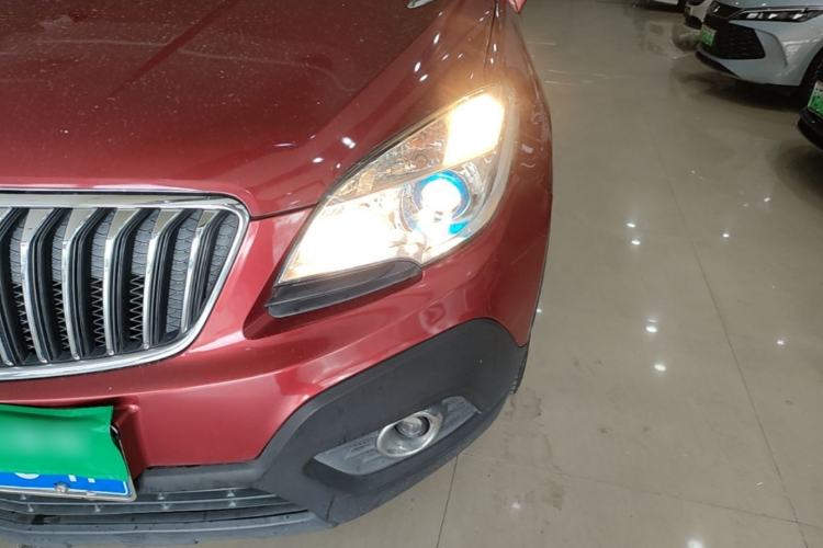 Used Buick Encore 2015 1.4T Automatic Two-Wheel Drive Urban Elite Version Left Front Headlight