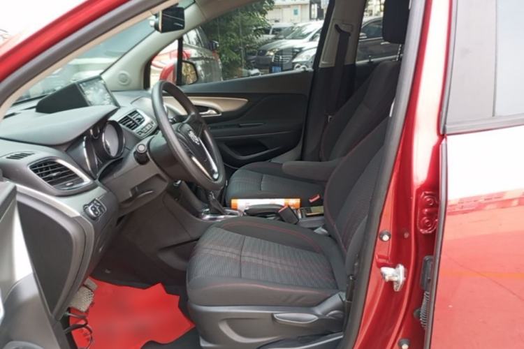 Used Buick Encore 2015 1.4T Automatic Two-Wheel Drive Urban Elite Version Left Front Seat