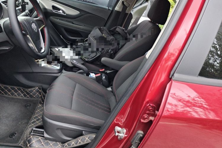 Used Buick Encore 2015 1.4T Automatic Two-Wheel Drive Urban Elite Version Left Front Seat