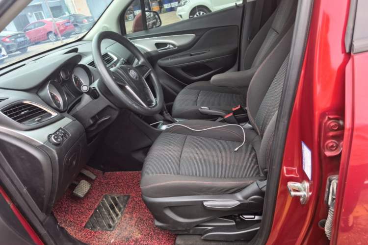 Used Buick Encore 2015 1.4T Automatic Two-Wheel Drive Urban Elite Version Left Front Seat