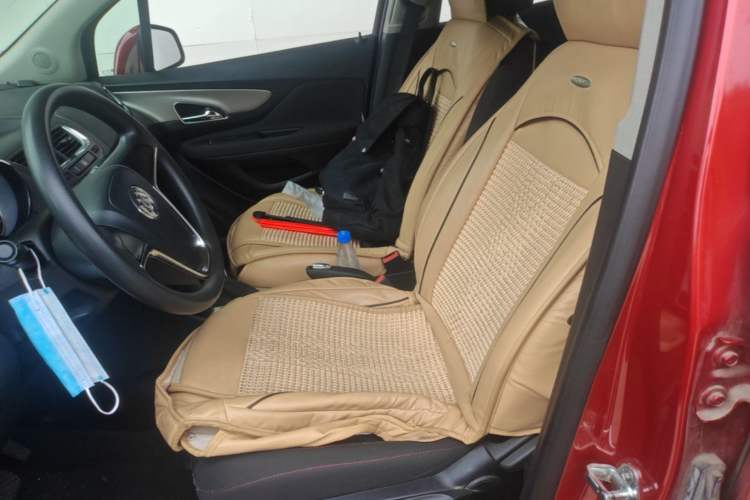 Used Buick Encore 2015 1.4T Automatic Two-Wheel Drive Urban Elite Version Left Front Seat
