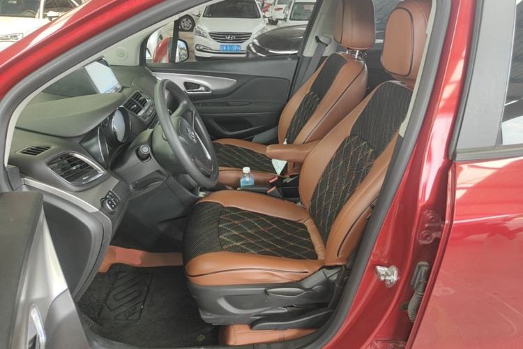 Used Buick Encore 2015 1.4T Automatic Two-Wheel Drive Urban Elite Version Left Front Seat