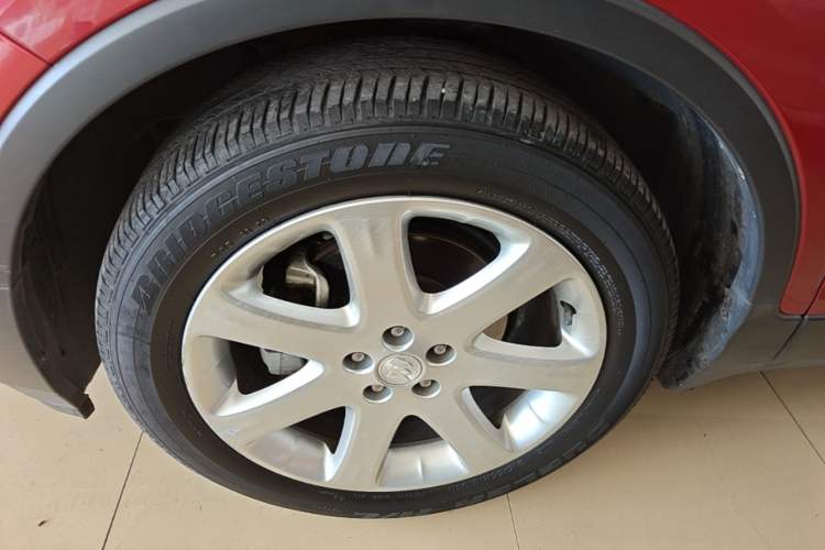 Used Buick Encore 2015 1.4T Automatic Two-Wheel Drive Urban Elite Version Left Front Wheel Hub