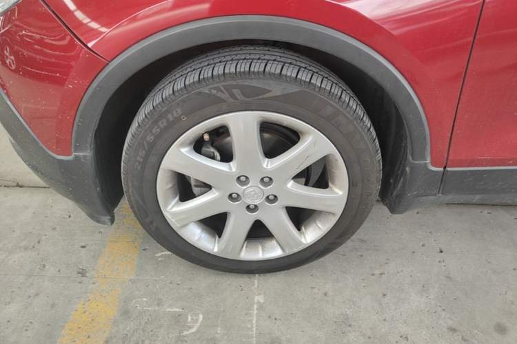 Used Buick Encore 2015 1.4T Automatic Two-Wheel Drive Urban Elite Version Left Front Wheel Hub