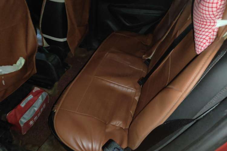 Used Buick Encore 2015 1.4T Automatic Two-Wheel Drive Urban Leading Model Left Rear Seat