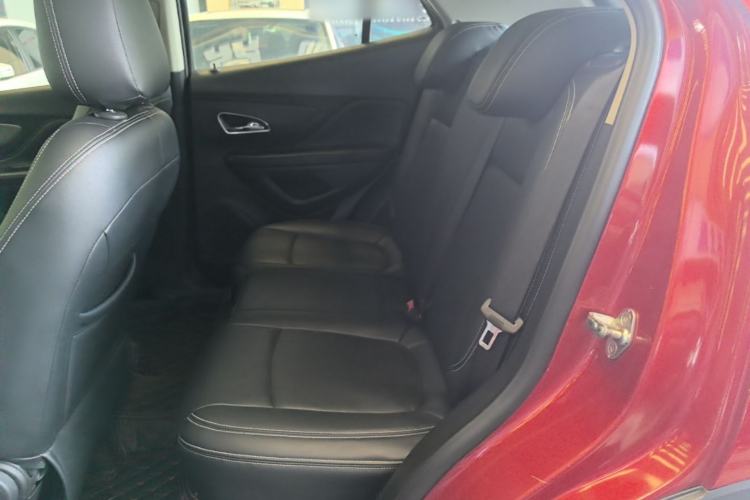 Used Buick Encore 2015 1.4T Automatic Two-Wheel Drive Urban Elite Version Left Rear Seat