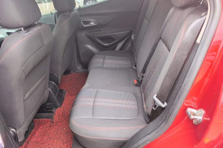 Used Buick Encore 2015 1.4T Automatic Two-Wheel Drive Urban Elite Version Left Rear Seat