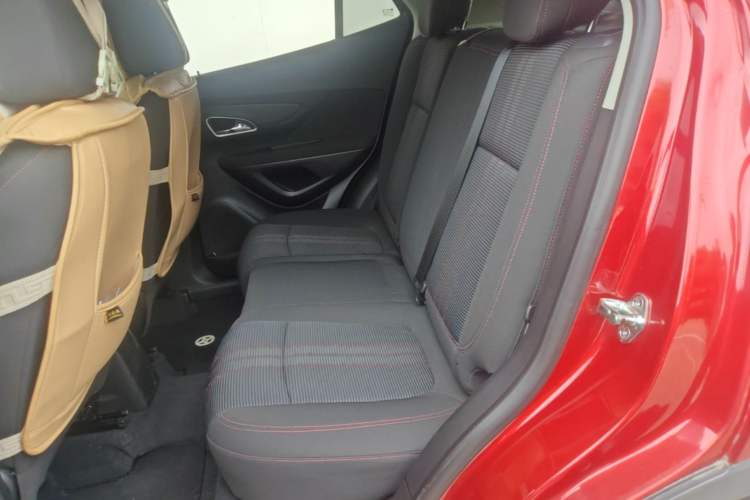 Used Buick Encore 2015 1.4T Automatic Two-Wheel Drive Urban Elite Version Left Rear Seat