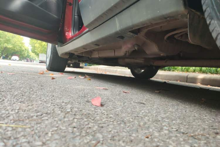 Used Buick Encore 2015 1.4T Automatic Two-Wheel Drive Urban Elite Version Left Side Sill
