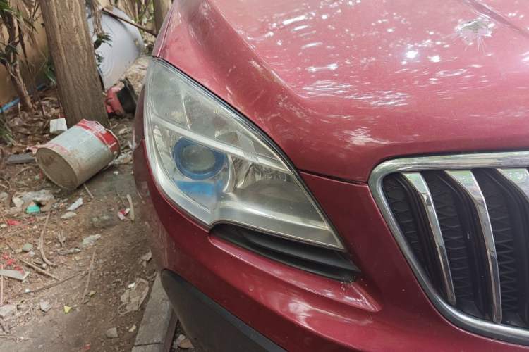 Used Buick Encore 2015 1.4T Automatic Two-Wheel Drive Urban Elite Version Right Front Headlight