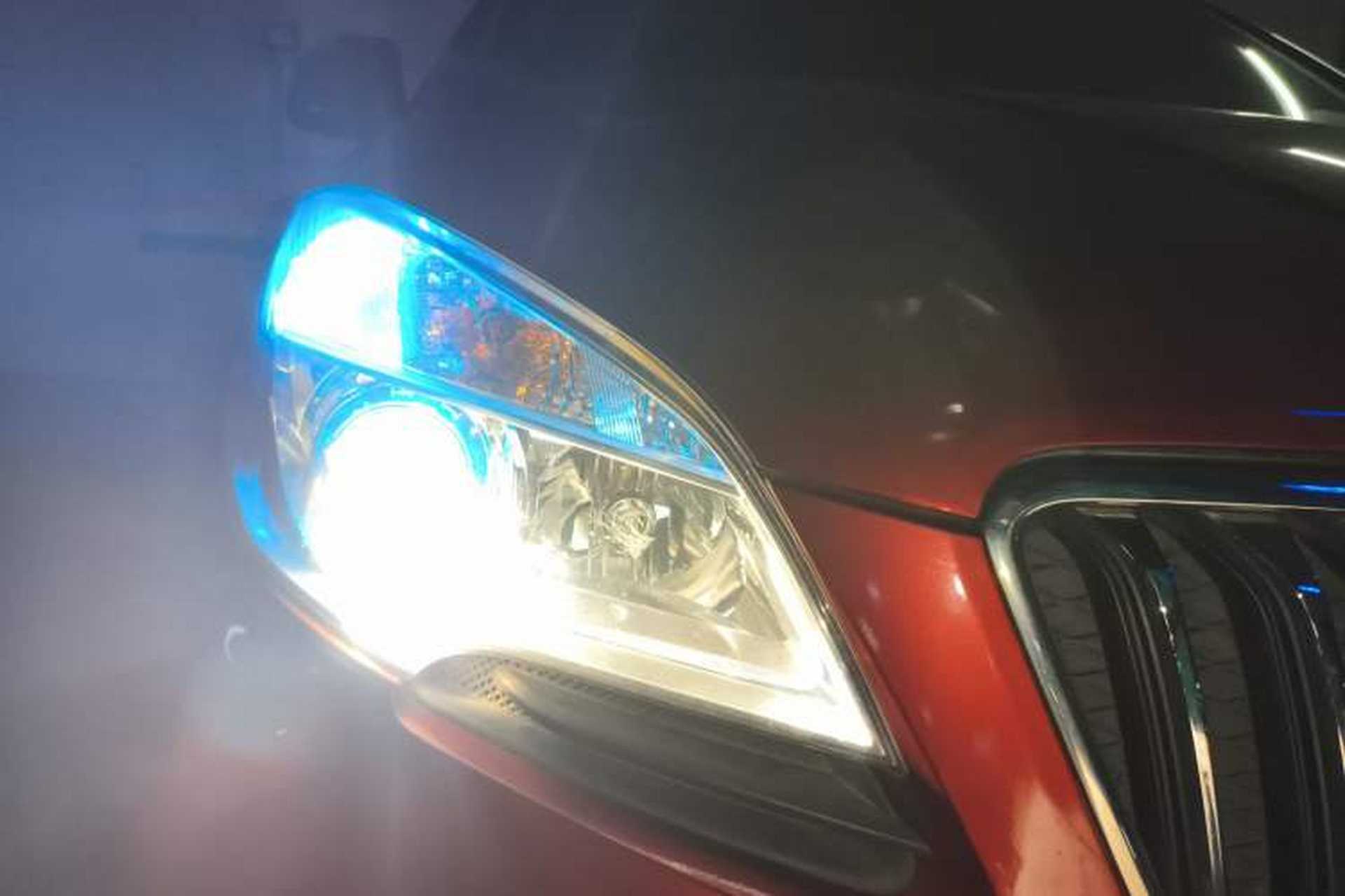 Used Buick Encore 2015 1.4T Automatic Two-Wheel Drive Urban Leading Model Right Front Headlight