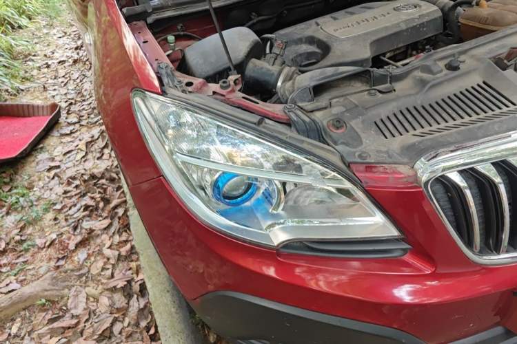 Used Buick Encore 2015 1.4T Automatic Two-Wheel Drive Urban Elite Version Right Front Headlight