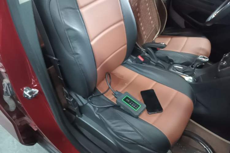 Used Buick Encore 2015 1.4T Automatic Two-Wheel Drive Urban Elite Version Right Front Seat