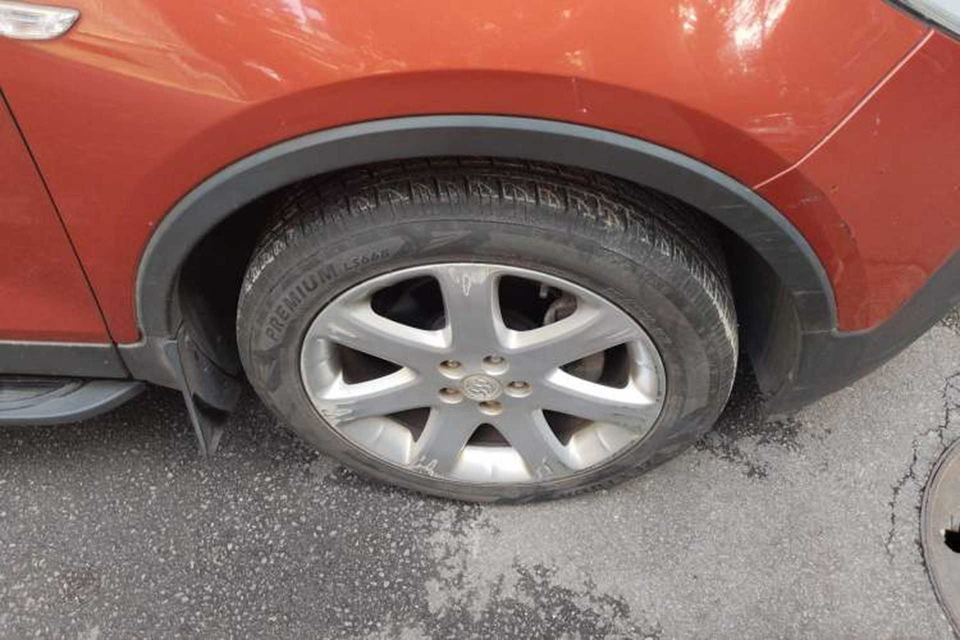 Used Buick Encore 2015 1.4T Automatic Two-Wheel Drive Urban Elite Version Right Front Wheel Hub
