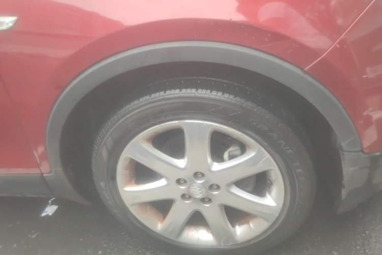 Used Buick Encore 2015 1.4T Manual Two-Wheel Drive Urban Advanced Model Right Front Wheel Hub