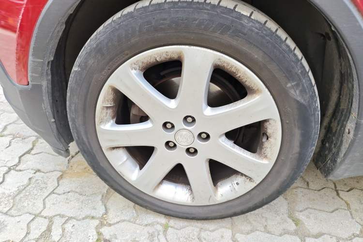 Used Buick Encore 2015 1.4T Automatic Two-Wheel Drive Urban Elite Version Right Front Wheel Hub