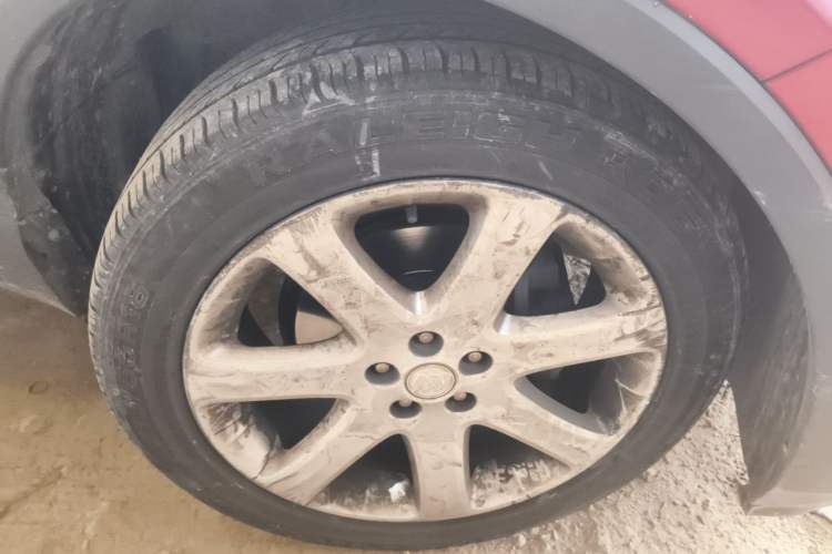 Used Buick Encore 2015 1.4T Automatic Two-Wheel Drive Urban Elite Version Right Front Wheel Hub
