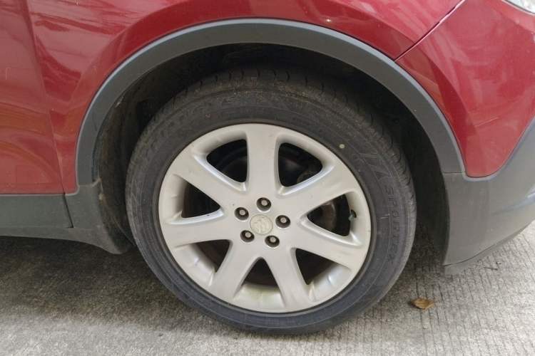 Used Buick Encore 2015 1.4T Automatic Two-Wheel Drive Urban Elite Version Right Front Wheel Hub